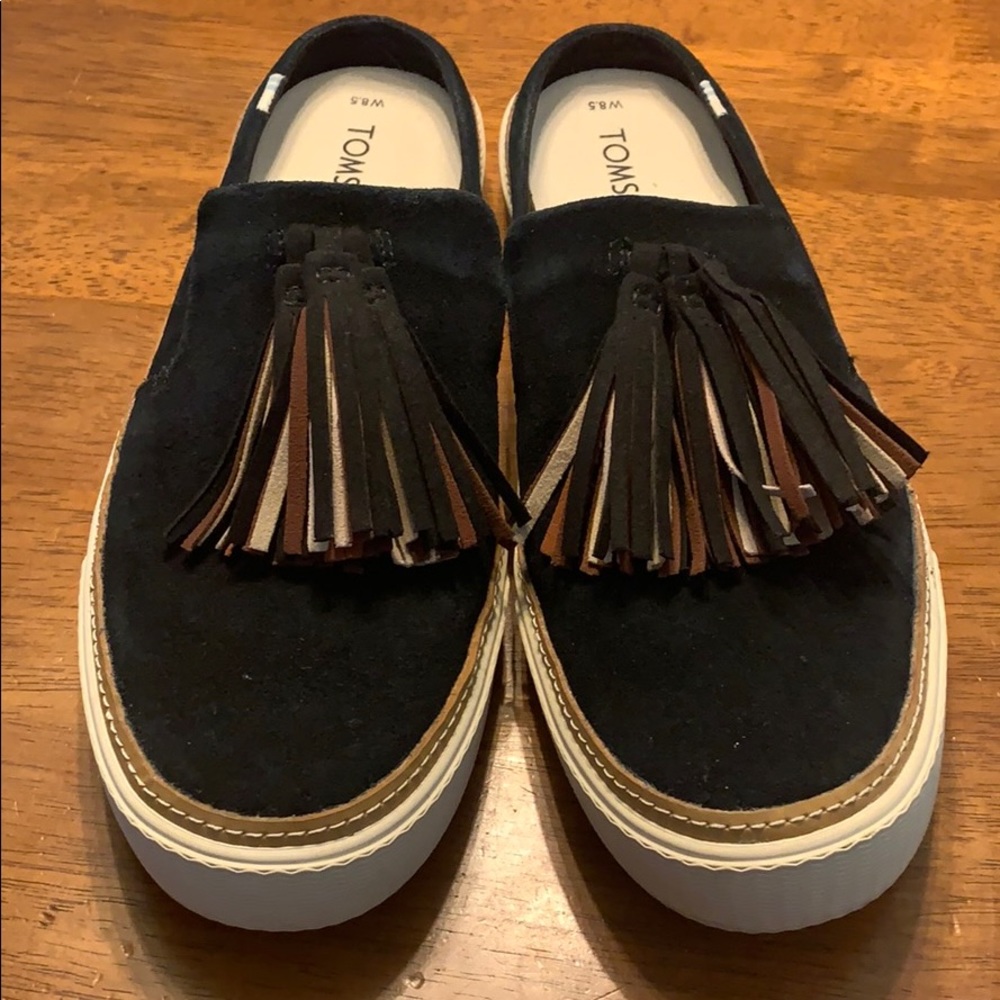 EUC SIZE 8.5 women’s toms mules